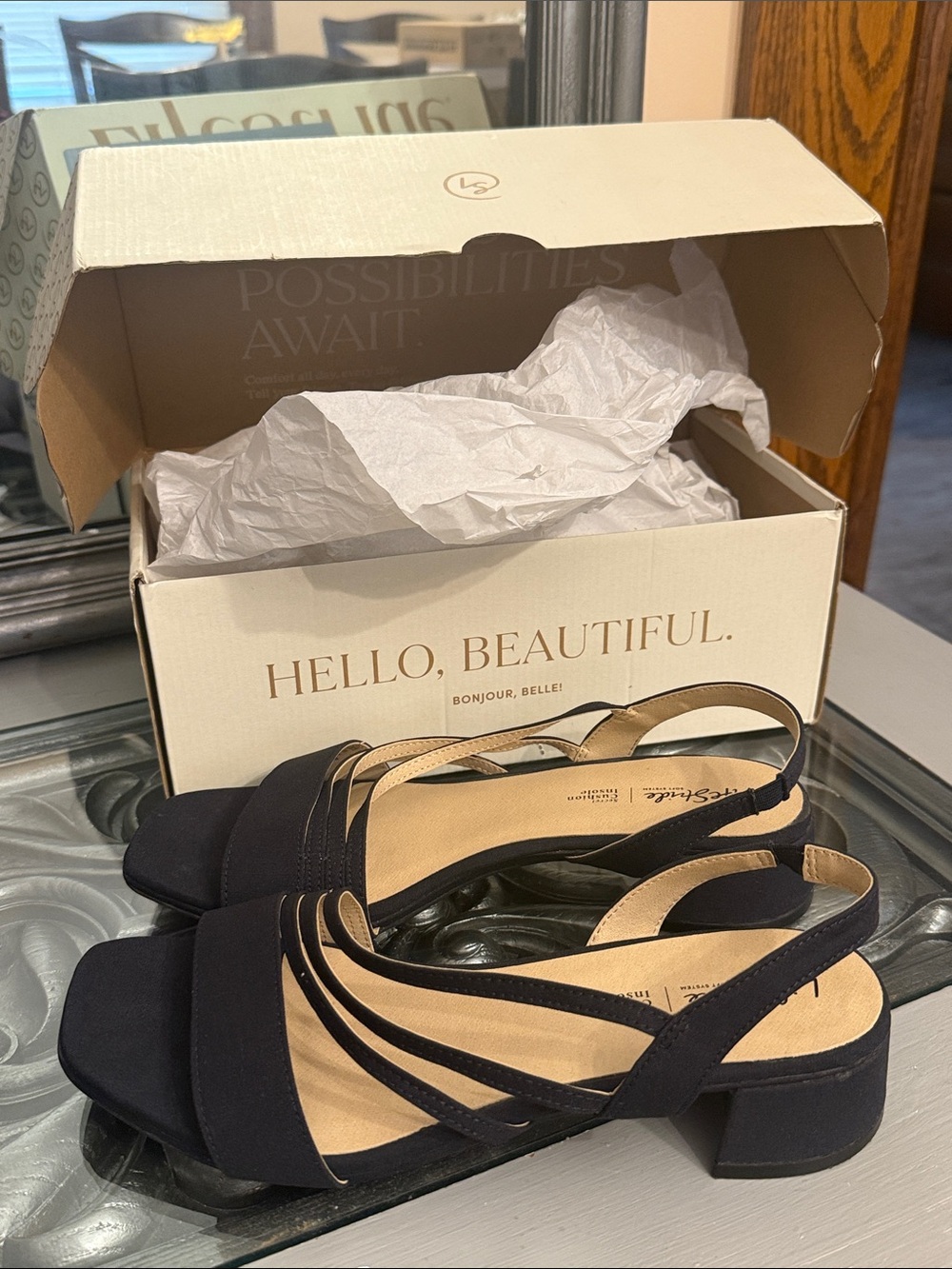Life Stride 8.5 Joy 2 Lux Navy Strappy Low Block Heel Sandals - Picture 3 of 12
